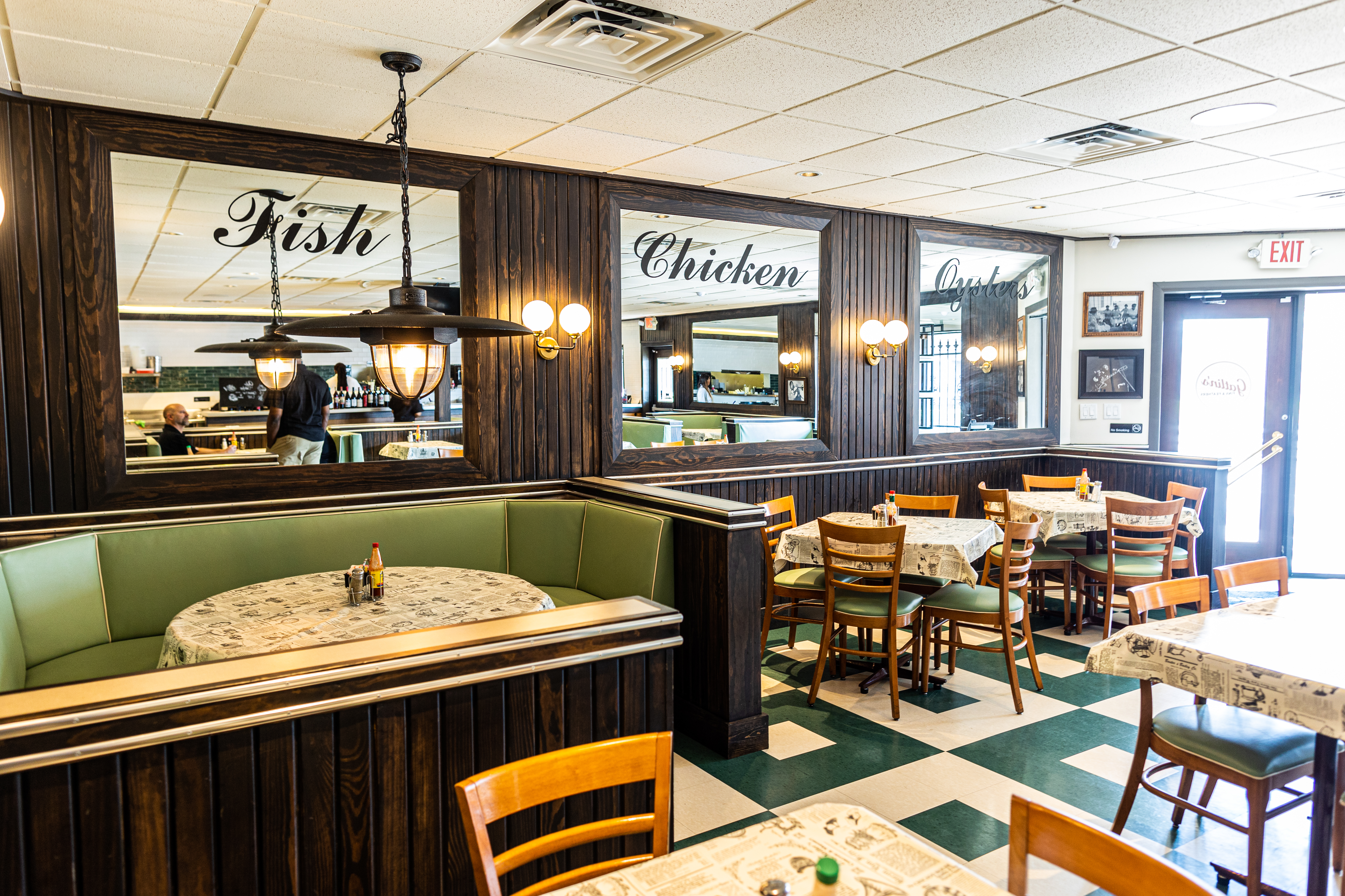 Gatlin's Fins \u0026 Feathers - Review - Independence Heights - Houston - The  Infatuation, image size:5472x3648