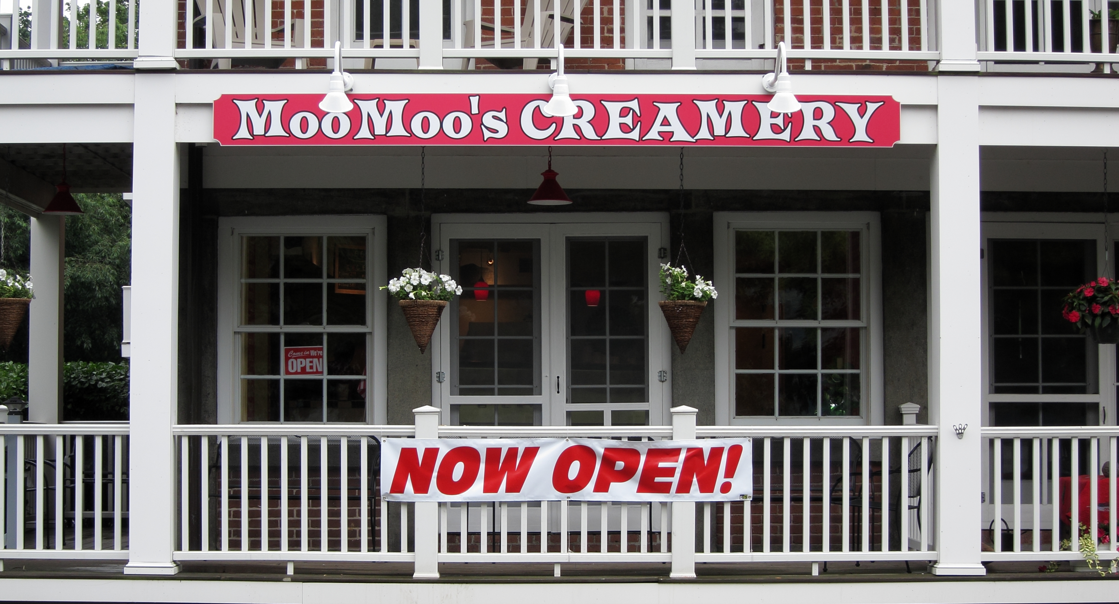 MOO MOO'S CREAMERY - TEMP. CLOSED - 360 Photos & 351 Reviews - 32 West St,  Cold Spring, New York - Ice Cream & Frozen Yogurt - Phone Number - Yelp