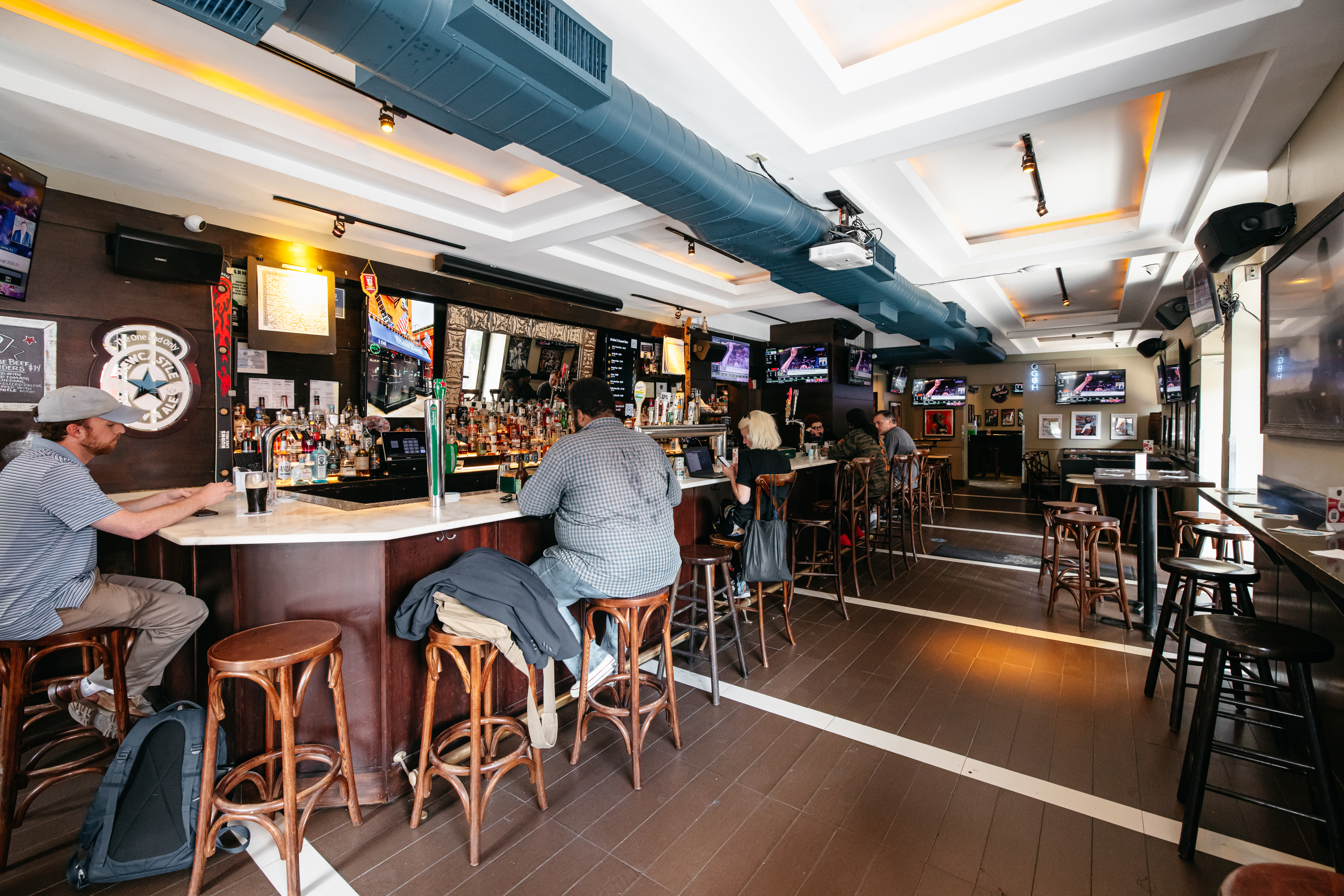 Where to Watch Thursday Night Football in NYC - MurphGuide: NYC