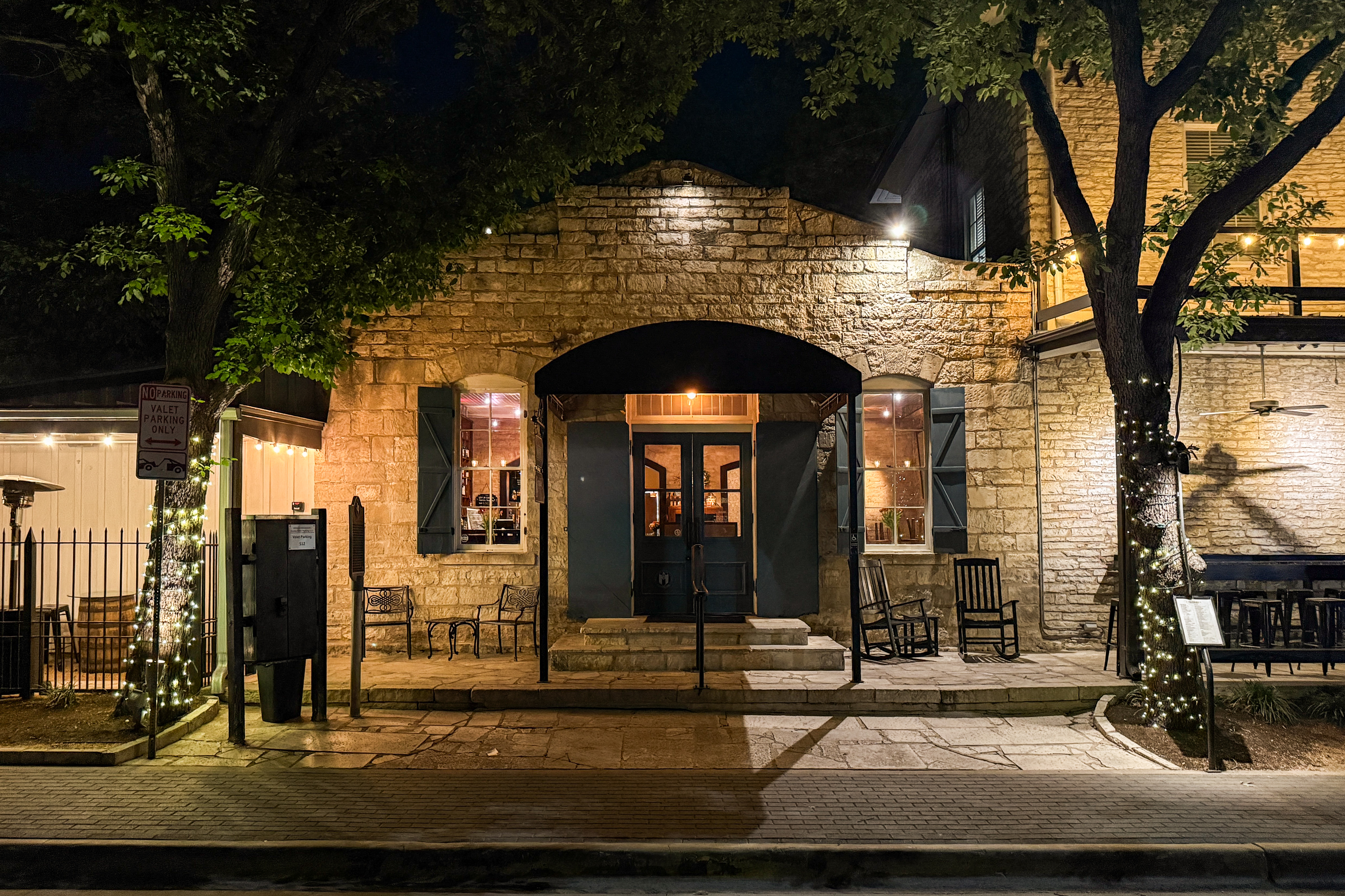 Moonshine Grill