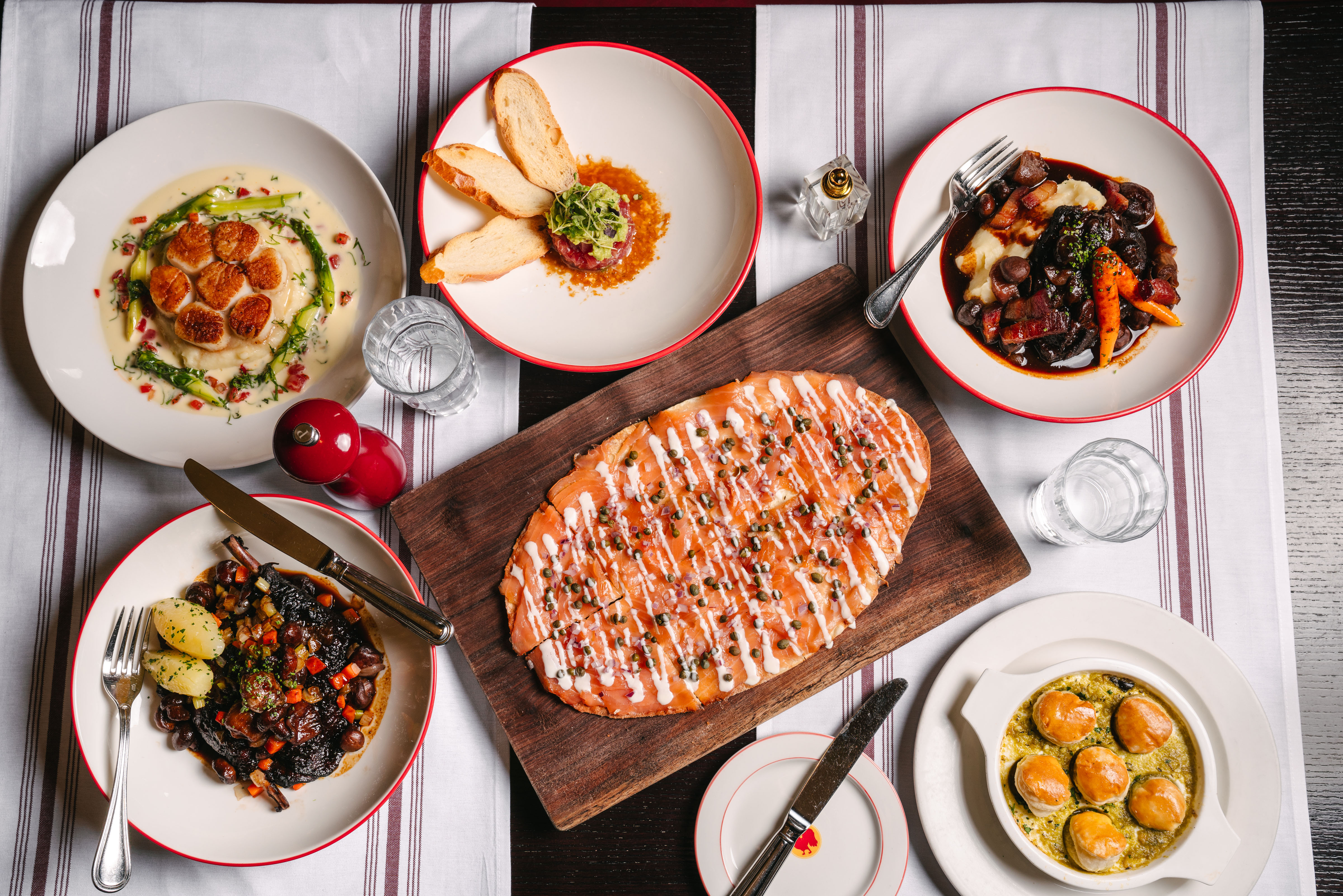 Bistro_Niko_Sarah_Newman_Atlan