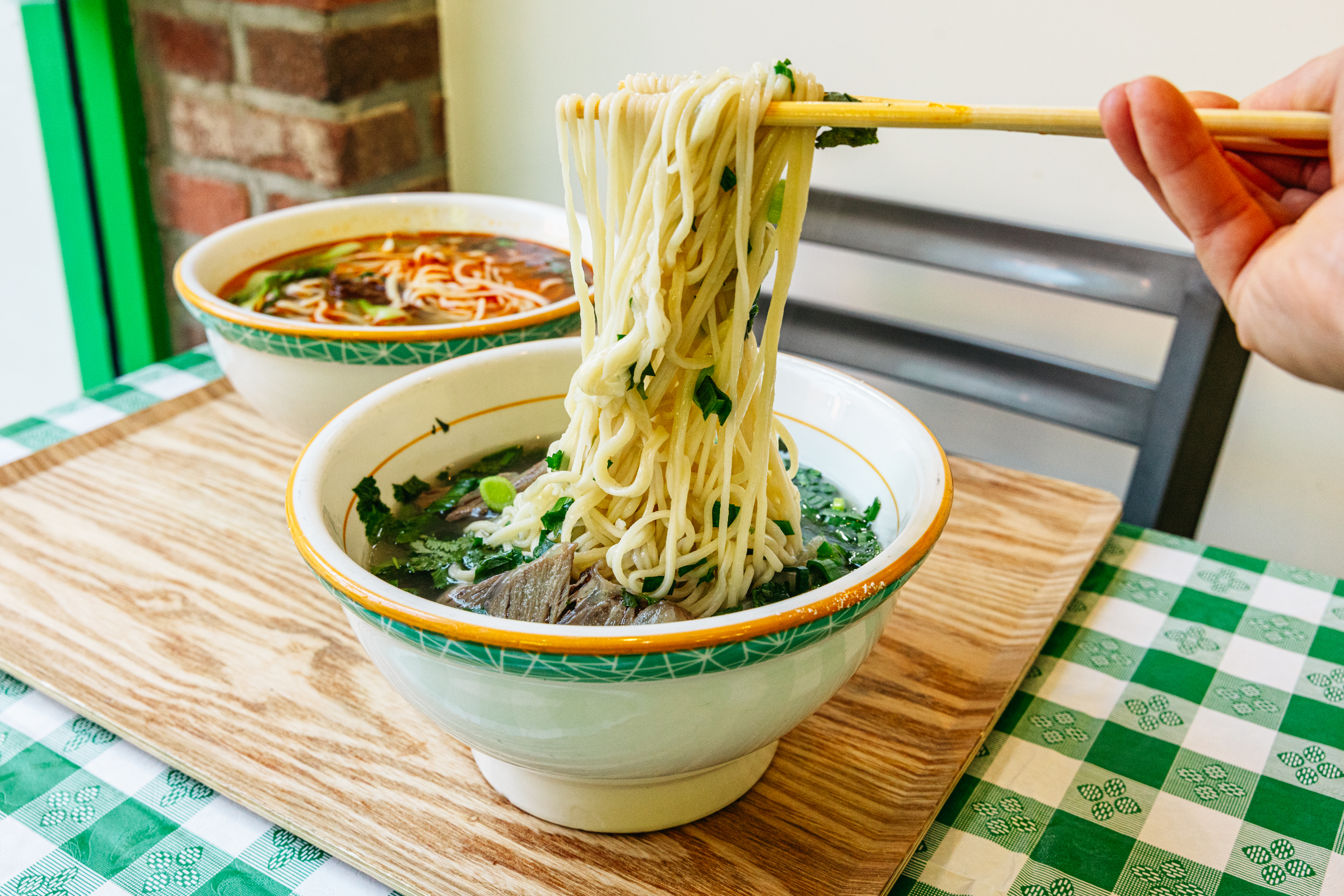 NYC_BeefUpNoodle_SignatureLanz
