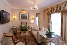 The Stanhope Suite at The Chesterfield Mayfair