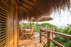 Treetop Bungalow with Jacuzzi at Hotel Las Islas, Barú - Cartagena de Indias