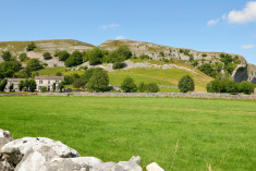 Pen-Y-Ghent at The Tennants Arms Hotel