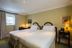 Executive Twin Room at Roseate House London