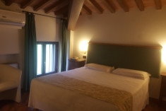 ECONOMY ROOM at Villa Cariola