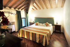 ECONOMY ROOM at Villa Cariola