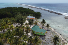 Ocean Reef House - sleeps 4-6 at Isla Marisol
