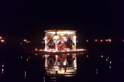 INLE FLOATING DINNER