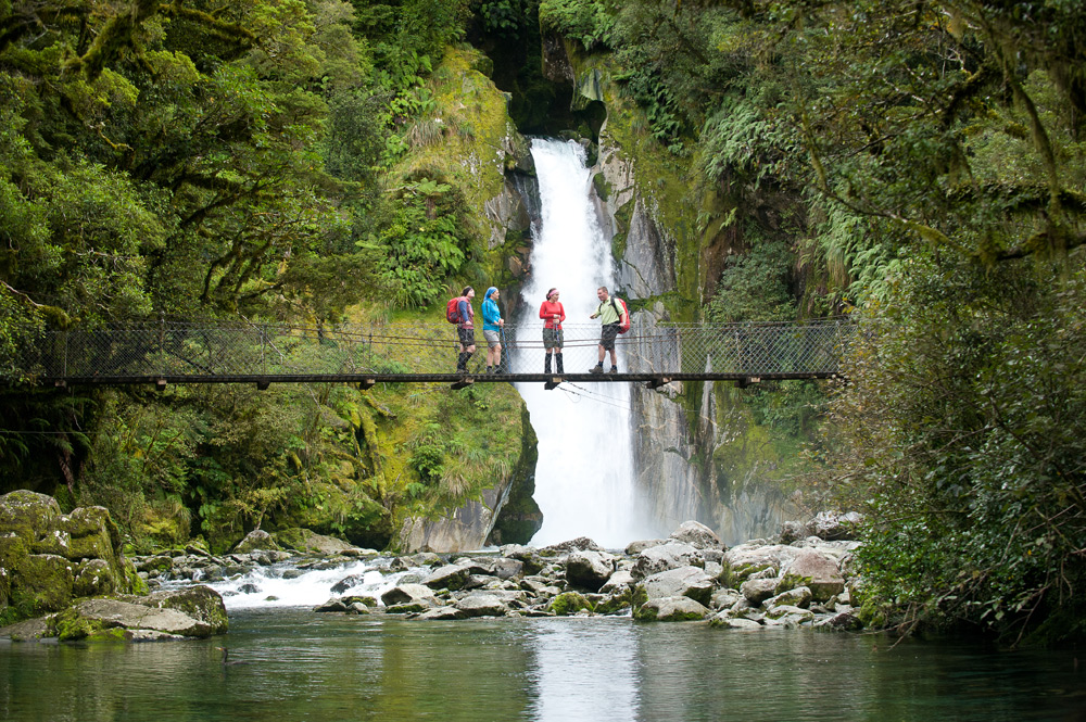 TOP 10 SOUTH ISLAND WALKS IN NEW ZEALAND