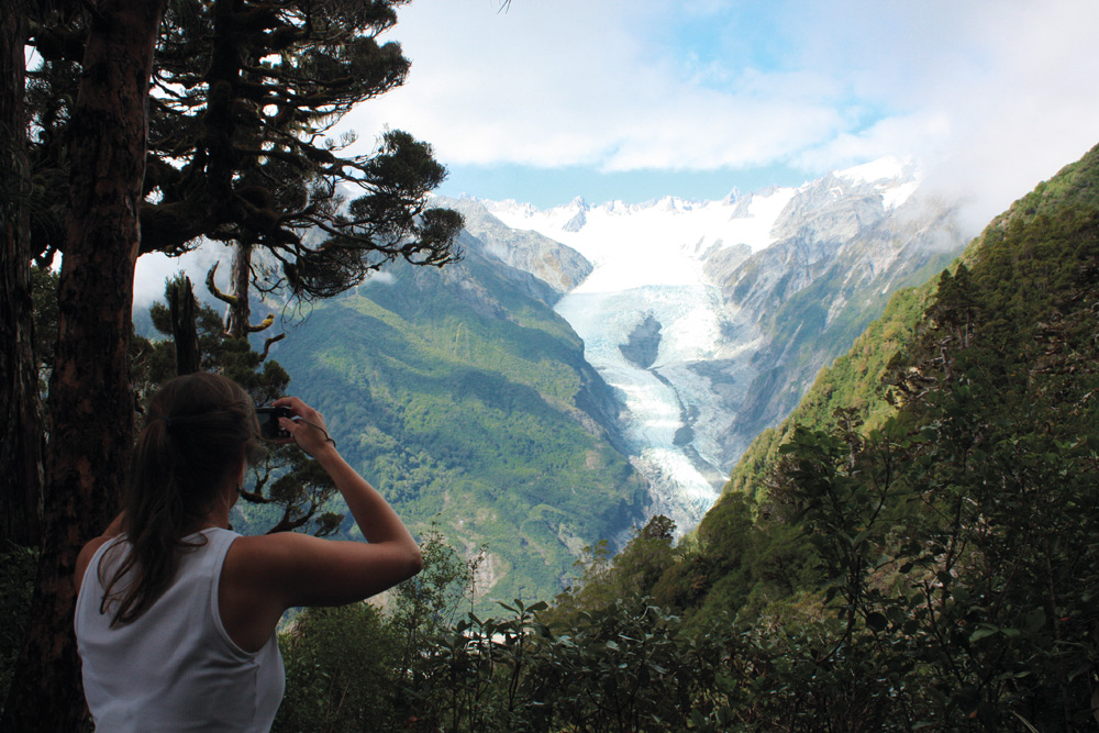 TOP 10 SOUTH ISLAND WALKS IN NEW ZEALAND