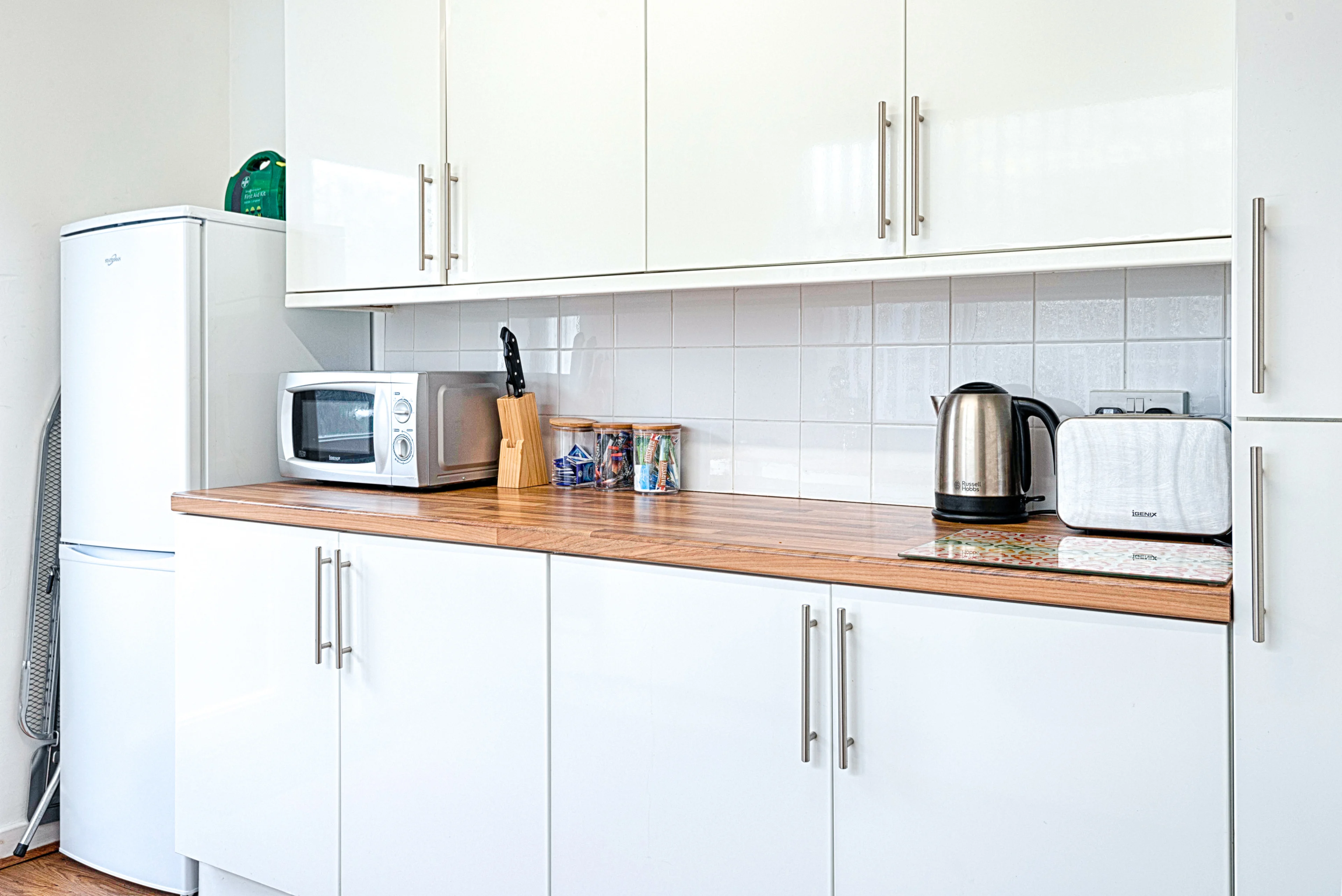 Walking distance to Liberty Stadium Swansea - Image 7