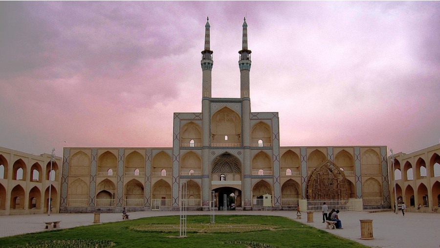 Amir Chakhmaq Complex