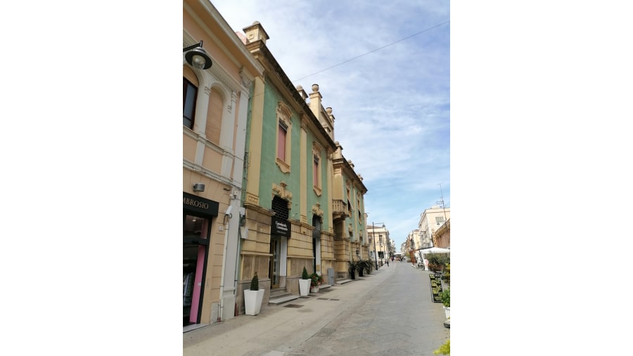 Corso Umberto, main walking street