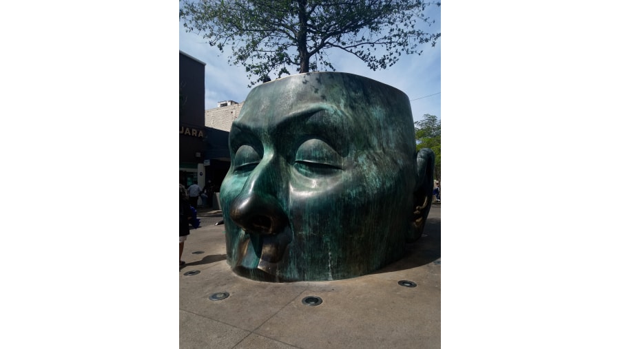 Stunning statue in Tlaquepaque