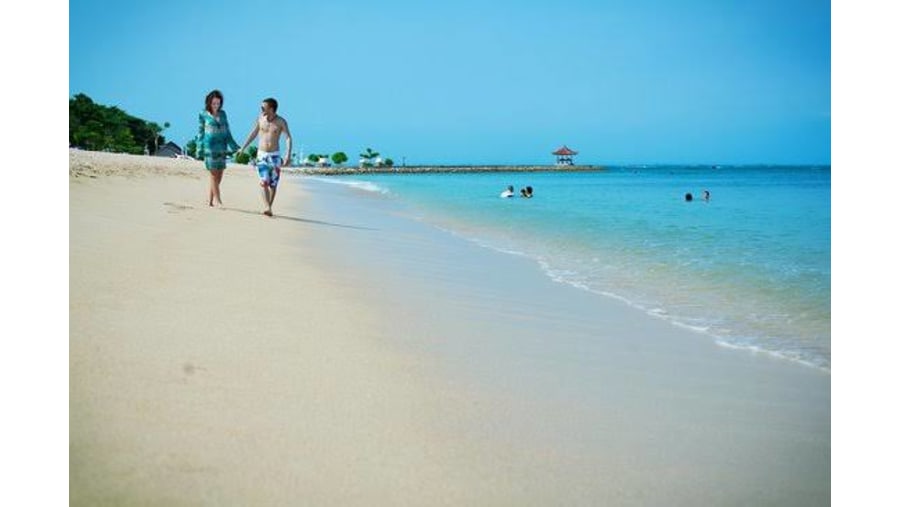 Stroll through the Nusa Dua Beach, Indonesia