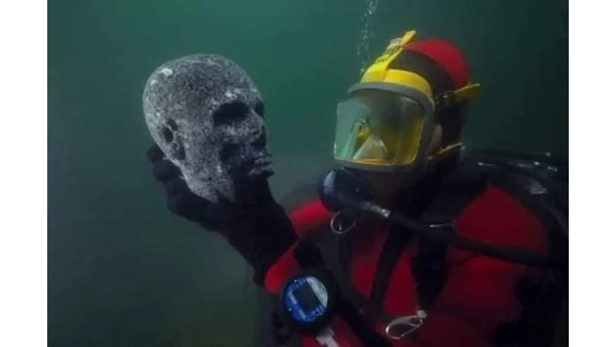 Ancient Egyptian Underwater Treasures To Be Exhibited For The First Time