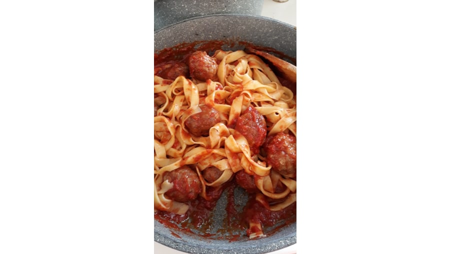 pasta with meatballs 