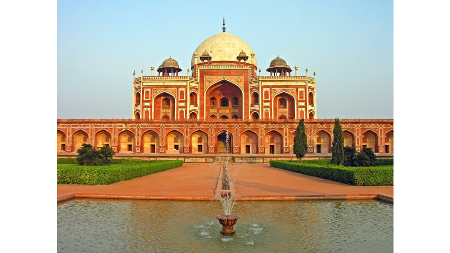 Visit the Humayun's Tomb