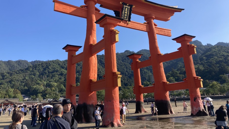 Itsukushima Jinja Otorii