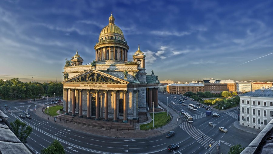 Enjoy the highlights of St Petersburg