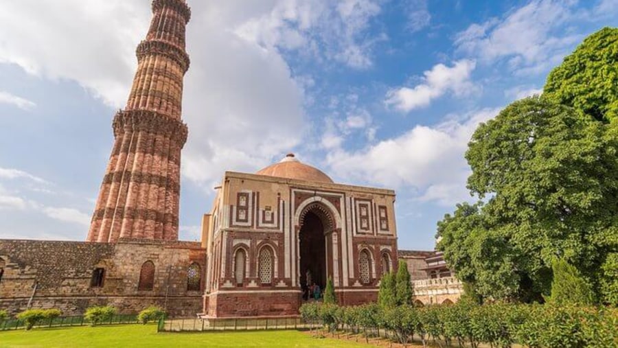 Qutub Minar Delhi