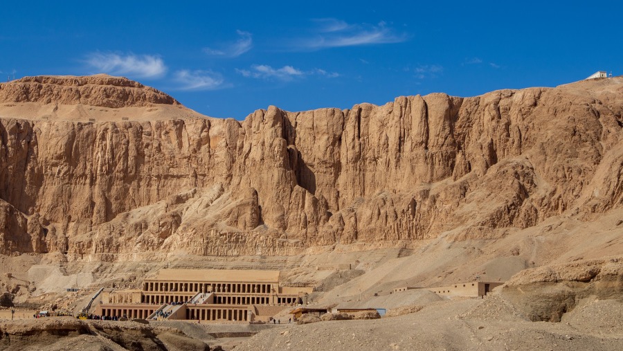 Visit the Queen Hatsheput Temple
