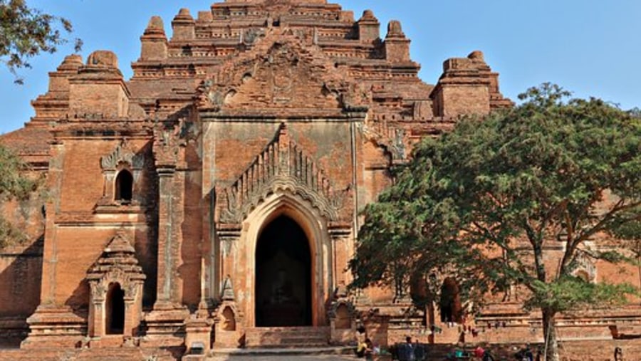 The Dhamanyangyi Temple
