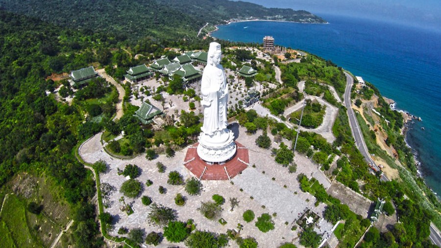 The tallest monument in Vietnam