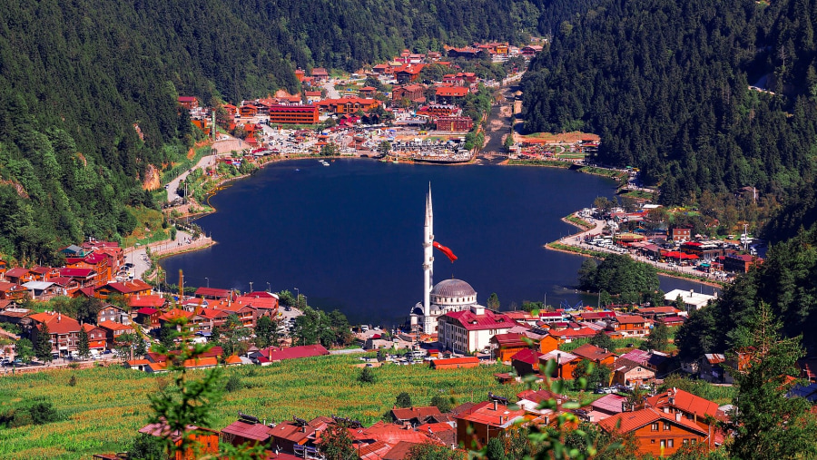 Uzungol Lake