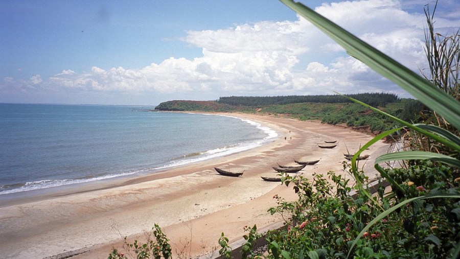 Cua Tung Beach