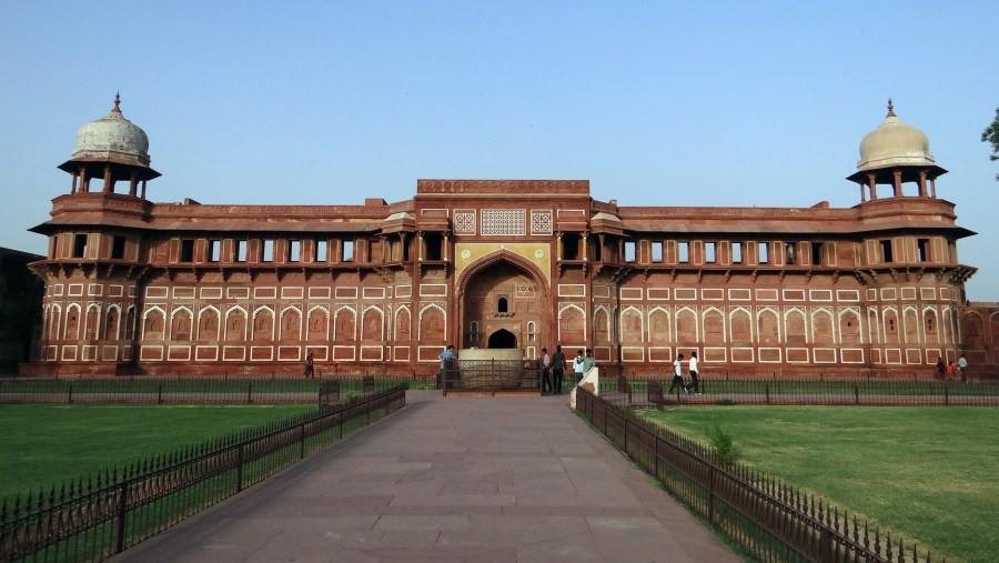 Admire the Agra Fort in Agra