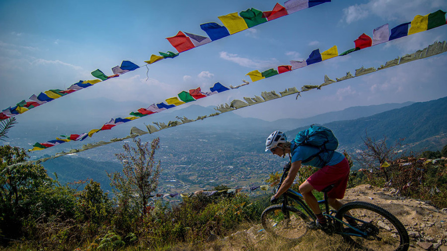 3 day mountain bike trip cheap