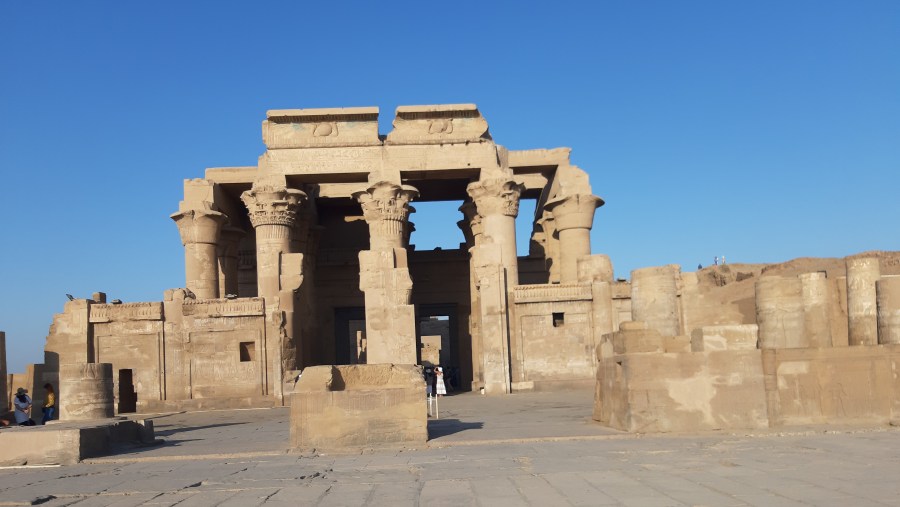 KOM OMBO TEMPLE