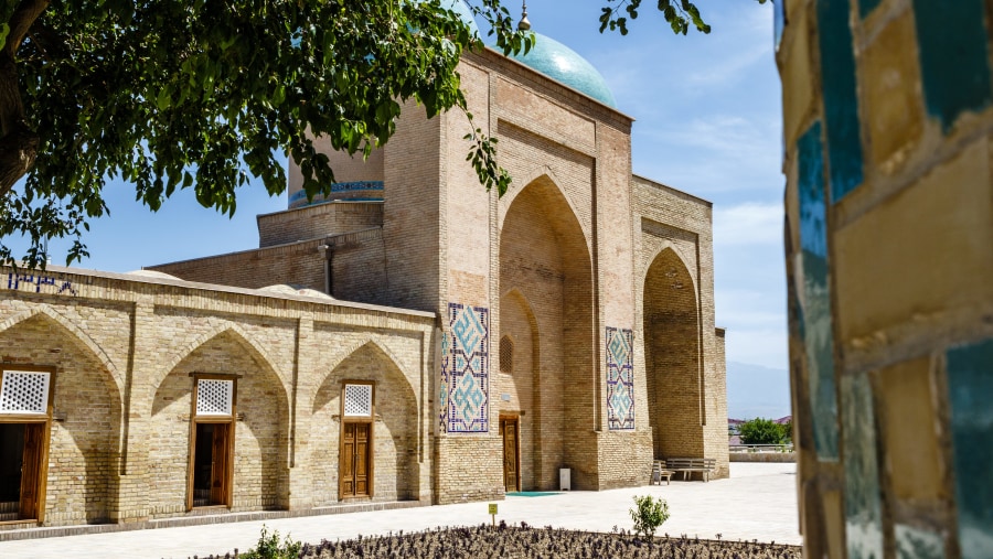 Kok Gumbaz Mosque