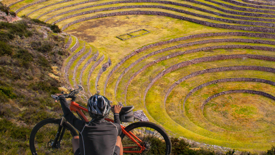 Biking Tour to Maras Moray