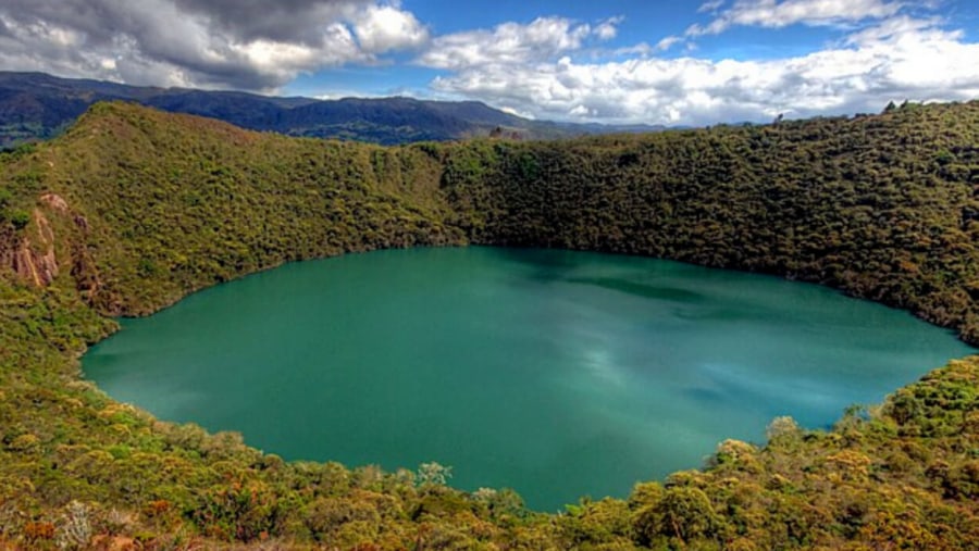 Admire the beauty of Guatavita Lagoon