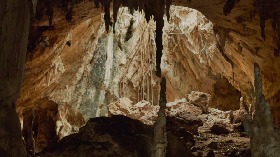 Khao Khanabnam Cave