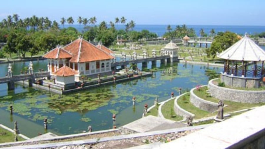 Taman Ujung Water Palace