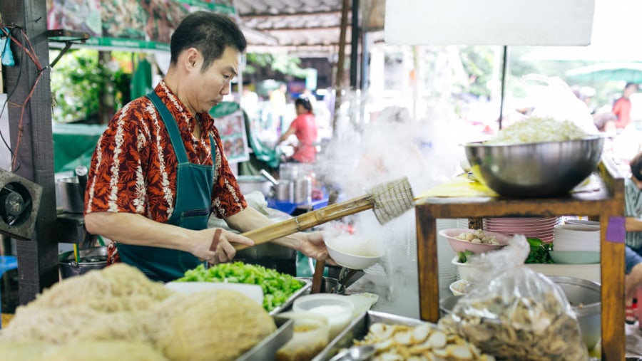 Thai food in Talat Phlu