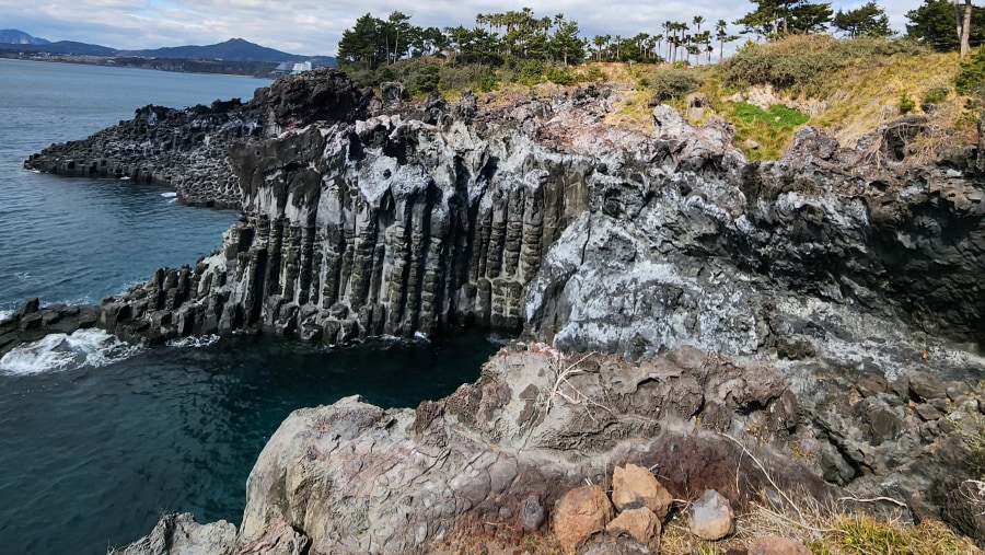 Jusangjeolli Cliff (Columnar Joint)