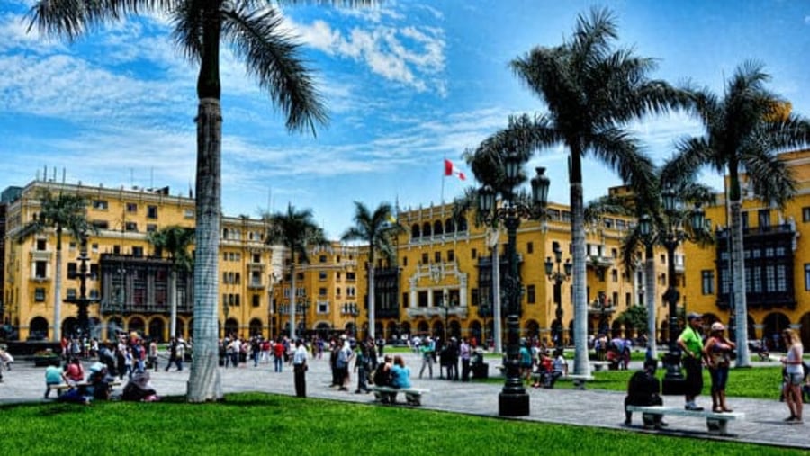 Plaza De Armas De Lima