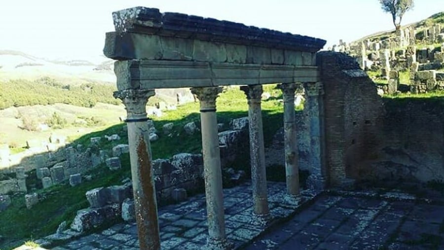 Visit the Roman Ruins of Djémila