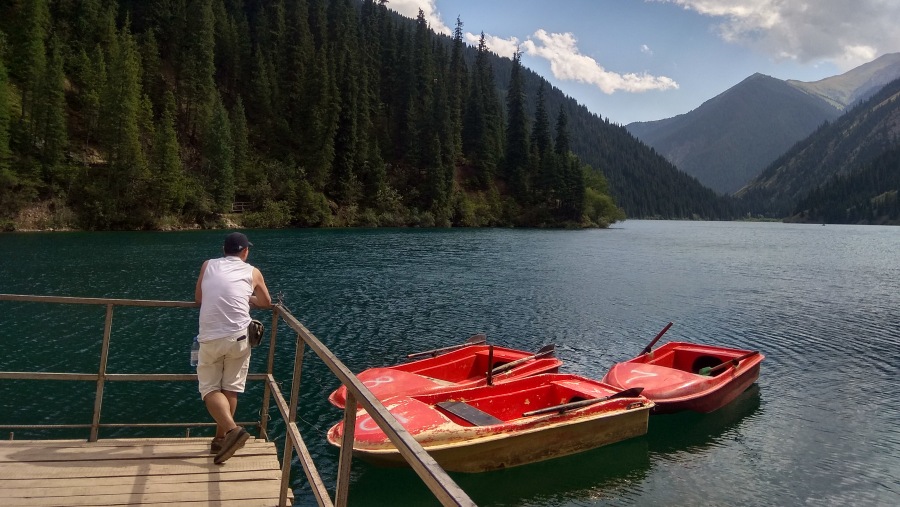 Ride a Skiff on the Lake