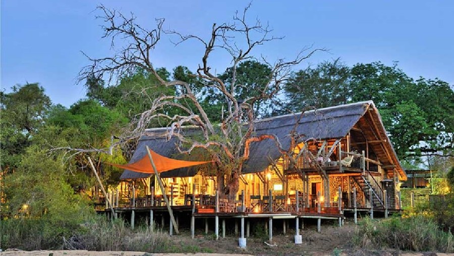 Beautiful lodge in Zambia