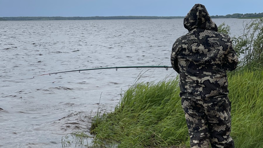 Traveller fishing