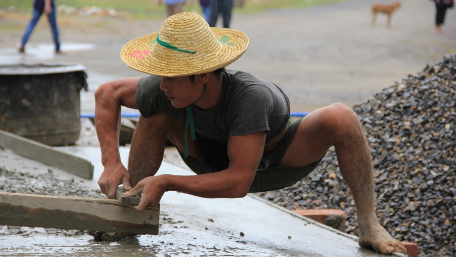 Craftsman at Naung Pein village