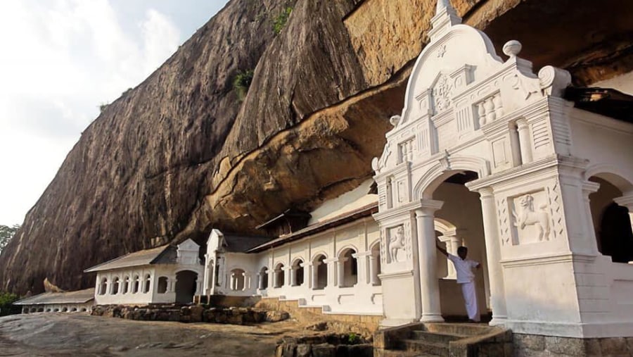 Dambulla Royal Cave Temple