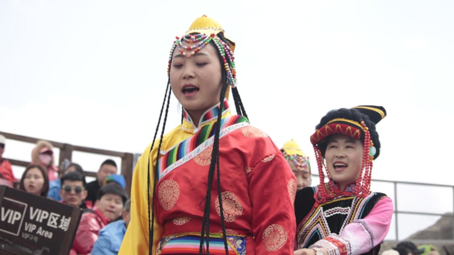 Minority people in Lijiang